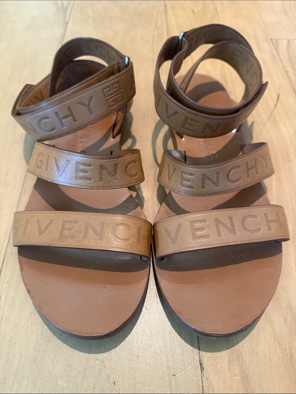 GIVENCHY Logo Sandals Camel Sz 40